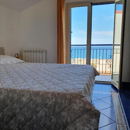 Apartment Eoliane,stromboli E Vulcano San Giorgio (Messina)