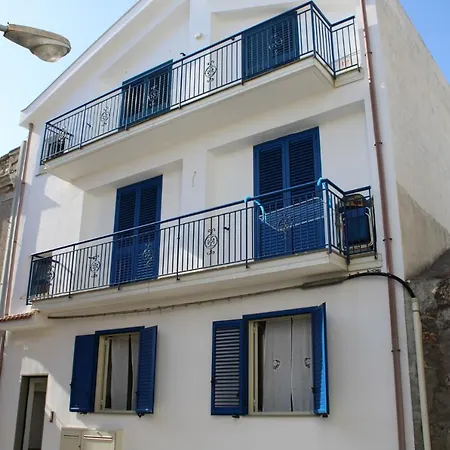 Eoliane,stromboli E Vulcano Apartment San Giorgio (Messina)